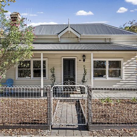 Central Bendigo Cottage, Walk To Everywhere!! Экстерьер фото